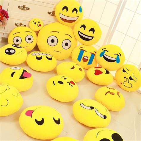 Funny Cute Emoji Pillow Plush Toy Coussin Cojines Emoji Gato Emotion