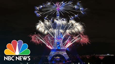 Spectacular Fireworks From Eiffel Tower Mark Bastille Day With Covid 19