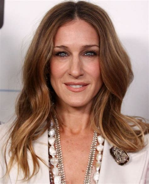 Both the shape and the colour are fantastic , and really well matched to sarah jessica parker's longer face and prominent features. 23 Sarah Jessica Parker Hairstyles-Celebrity Sarah Jessica ...