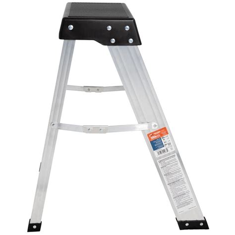 Werner 150b Aluminum 2 Ft Type 1a 300 Lb Capacity Step Ladder In The