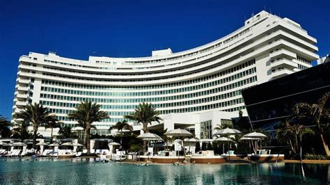Fontainebleau Miami Beach Florida 5 Star Luxury Resort Hotel
