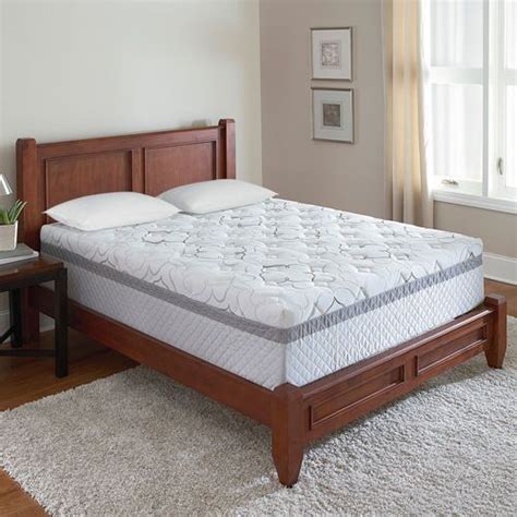This mattress is queen size and its. Novaform® 14" Gel Memory Foam King Mattress | Mattress ...