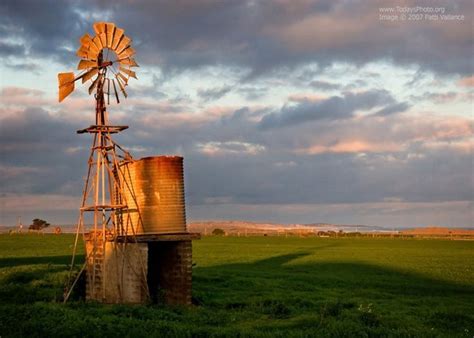 A Rustic Old Windmill In Killarney Australia Farm Windmill Old