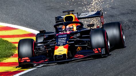 Win een max verstappen dekbed! Leclerc domineert natte trainingen GP Italië, Verstappen ...