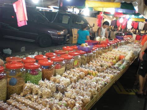 The one thing that is rather unique to malaysia is our pasar malam, otherwise known as night market. Gastro Heaven with DrE: PJ; SS2 Pasar Malam