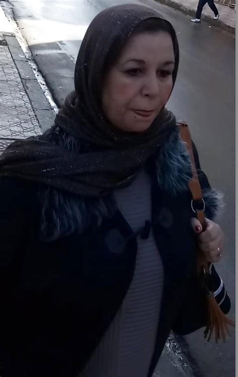 Arab Street Spy Boobs Milf Moms Hijab Vol Photo