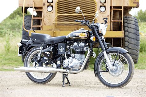Probably the only detailed review of the standard 350 uce. 2013 Royal Enfield Bullet 500 B5 EFI Review