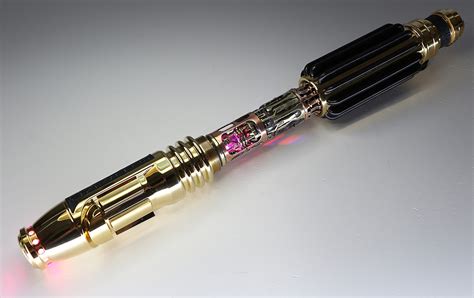 The lightsaber is the weapon of a jedi, an elegant weapon of a more civilized age. RO-LIGHTSABERS: Mace Windu Legend Lightsaber 24K gold