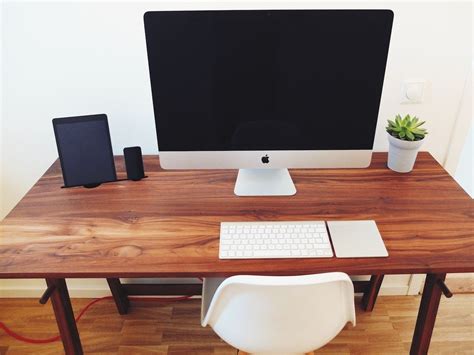 best minimalist desk | Minimalist Home Design | Pinterest | Minimalist, Desk setup and Desks