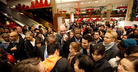 What Time Close Lakewood Mall On Black Friday - Why Black Friday Is a Behavioral Economist’s Nightmare