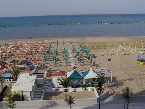 It is situated in the province of ancona in the marche region and lies appro. SENIGALLIA (Ancona) guida e foto