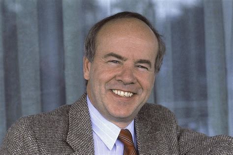 Comedian Tim Conway Of ‘the Carol Burnett Show Dies At 85 Chicago