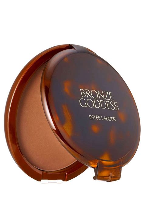 Benefit hoola bronzer, £27.50, lookfantastic. The Best Matte Bronzers For Your Skin Tone | BEAUTY/crew
