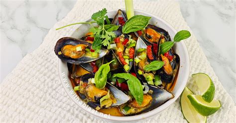 Thai Mussels With A Blast