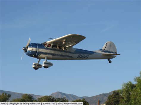 Aircraft N95u 1951 Cessna 195a Cn 7714 Photo By Doug Robertson