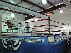 067a Square Garden Boxing Ring Edek 39 S Attic