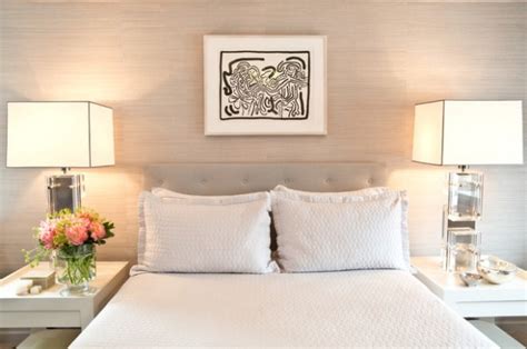 17 Beautiful Flower Arrangement Ideas For Fresh Bedroom Look Style