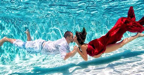 Breathtaking Underwater Maternity Photos Capturing The Beauty Of