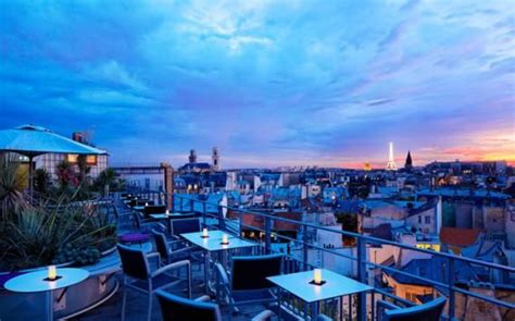Each one welcomes a wide array of guests, from families and travellers to businessmen and women. Holiday inn 43 Up on the Roof 4, rue Danton 75006 Paris ...