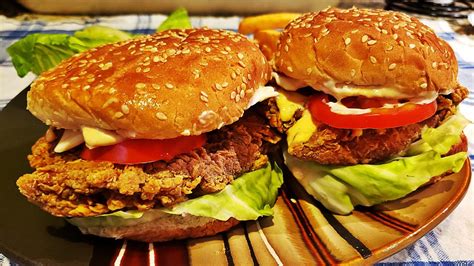 Did you know the trick to a good, juicy and tender burger lies in the chicken leg? Zinger Burger Recipe | How To Make Crispy Chicken Burger ...