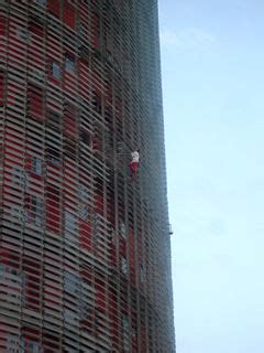 Famous french climber alain robert, nicknamed the human spider for climbing tall buildings without the use of any equipment, attempted scaling the petronas towers twice unsuccessfully in 1997 and 2007. Alain Robert