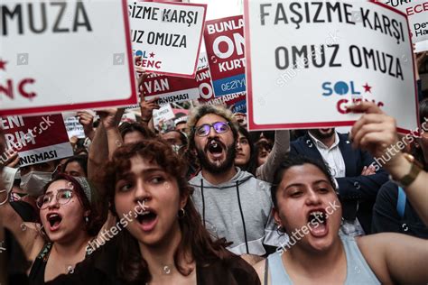 Protesters Hold Pictures Victims Gezi Park Editorial Stock Photo