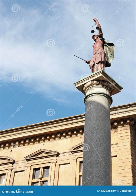 Columna De La Justicia En Florencia Imagen De Archivo Imagen De