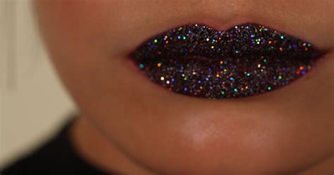 Glitter Lips Layer Lipstick Look Step By Step Guide