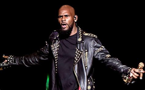 Lifetime Approves Of A Documentary And Movie Series About The History Of R Kelly’s Alleged