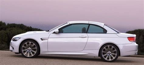 Price details, trims, and specs overview, interior features, exterior design, mpg and mileage capacity, dimensions. 2010 BMW M3 Convertible Review