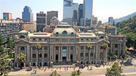 Biblioteca Nacional De Chile Celebra 209 Años Con Exposición Sobre