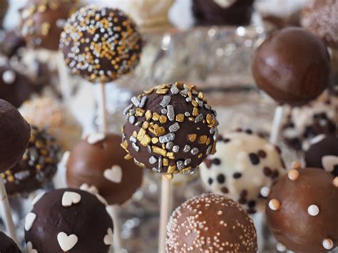 Lightly grease your silicone cake pop moulds with butter. Cake pop - Wikipedia