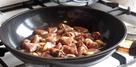 Corazones De Pollo Cómo Cocinar Rápida Y Fácilmente En Una Sartén En