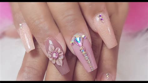 Preparar tu muestrario para este tipo de ocasiones con diseños de uñas elegantes que se ajusten al gusto personal, tipo de vestido, lugar y hora de la. Uñas elegantes en tonos nude y rosa con 3d. - YouTube