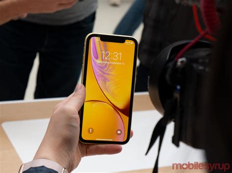 Iphone Xr Hands On Apples Entry Level Smartphone Is Back