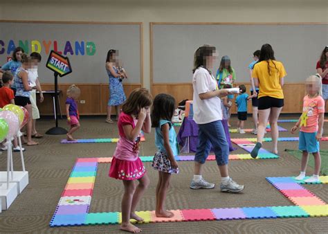 Life Sized Candy Land Candyland Life Size Games Candyland Games