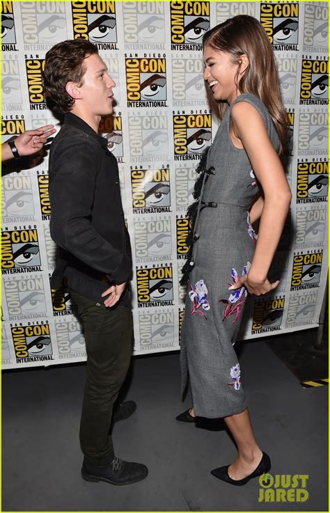 According to us weekly, holland has even met coleman's parents and had dinner with them last saturday when the fam was celebrating the new york premiere of coleman's film the greatest showman. 'Spider-Man' Stars Tom Holland & Zendaya Are Dating ...