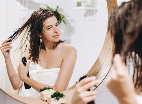 How to get the strongest hold and ultimate shine? 12 Hair Gel Alternatives That Actually Work - HairstyleCamp