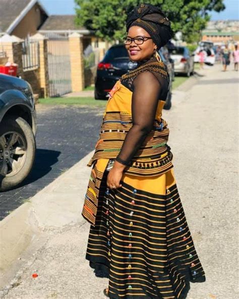 20 Fabulous Trsditional Xhosa Makoti Seshoeshoe Dresses African