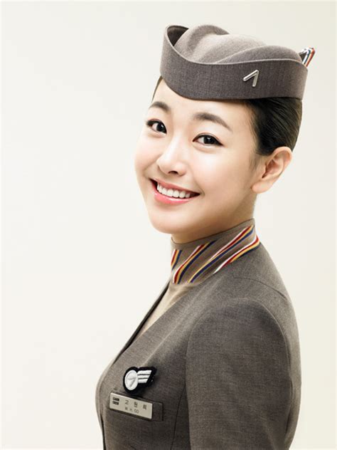 하지만 항공편이 예정된 출발시각보다 12시간 넘게 지연되면서 승객. 아시아나 최연소·최장기 모델이라는 여배우 | SNSFeed 제휴콘텐츠 ...
