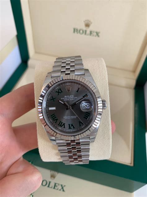 Rolex just announced a slew of new submariners for 2020. ROLEX WIMBLEDON STEEL AND WHITE GOLD MODEL 126334 - Carr ...