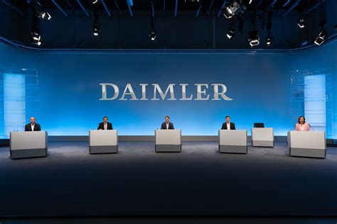 Daimler Hauptversammlung Ola K Llenius Spart Sogar An Der Zukunft