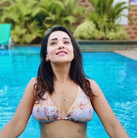 Megha Gupta Sexy Cleavage And Navel Photos In Bikini Hot Actress Photos
