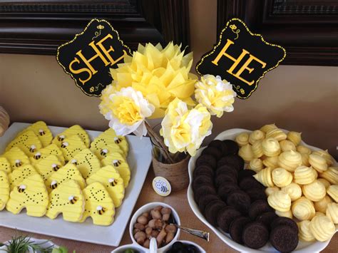 Baby shower food ideas for a boy. Our bumble bee-themed gender reveal party | Megan's Island