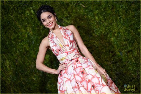 Vanessa Hudgens Wears Floral Print To Tony Awards 2015 Photo 823105