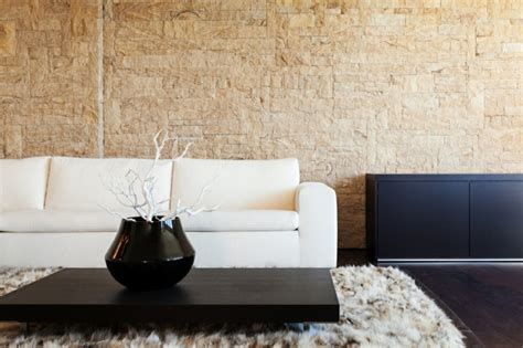 Essentially, carpet is made by repeatedly looping yarn through a backing material using the same motion you would with a needle and thread. Pared diseño y texturas, 50 ideas para ser diferentes.