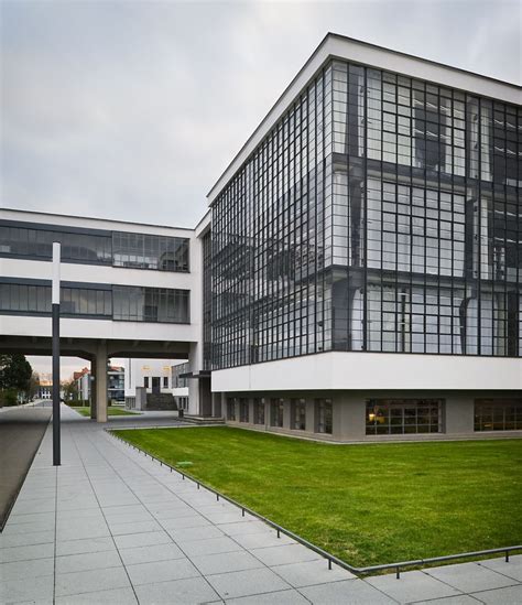 Bauhaus Dessau By Walter Gropius Photo By Thomas Lewandovski Bauhaus