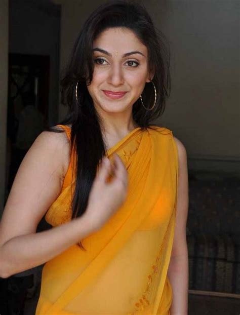 Actress Manjari Phadnis Hot In Yellow Saree Pussy Fucked Hard