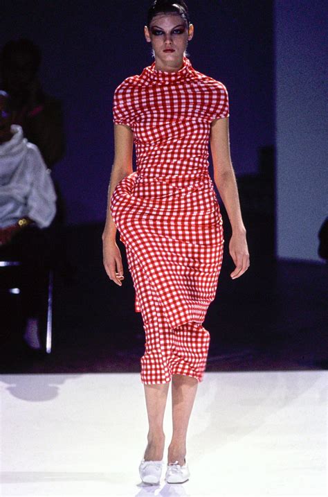 comme des garçons spring 1997 ready to wear collection photos vogue