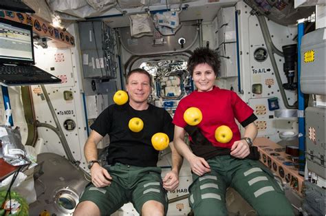A Day Of An Astronaut In Pictures Life At International Space Station